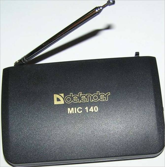 MIC-140 kablosuz telsiz mikrofon paketindeki VHF alıcısı