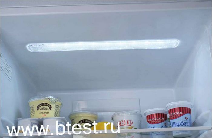 Ascoli buzdolabı - aydınlatma